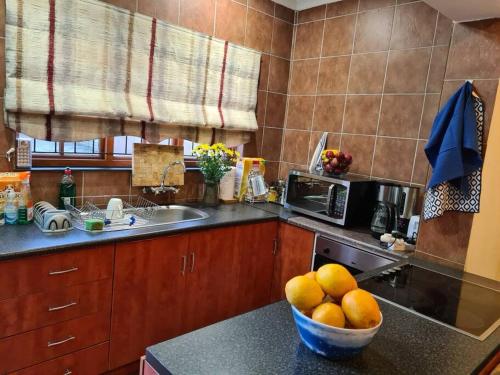 Quaint, Quiet Retro Charm - thumb 0