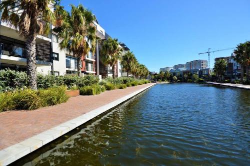 Quayside 1 Bedroom Apartment In Century City - thumb 0