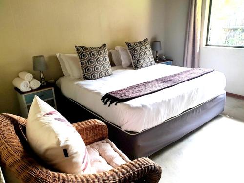 Raptors Wildlife Escapes - thumb 1