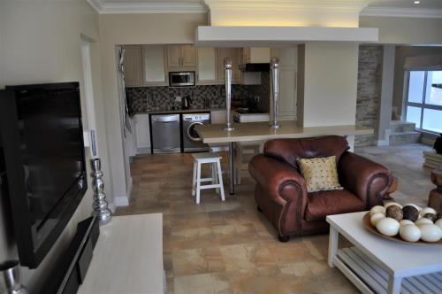 Rivertides 6 Apartment - thumb 5