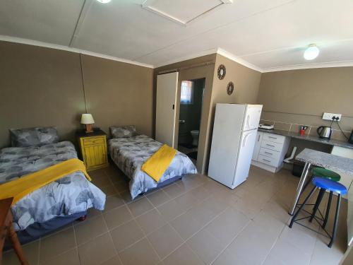 ROCKABILLY RANCH Self-Catering Guest Units - thumb 0