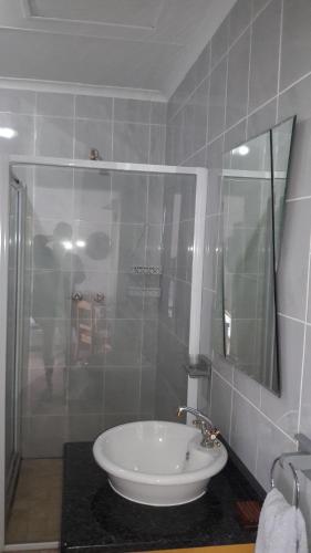 Rocky Mountain Guest House - thumb 5