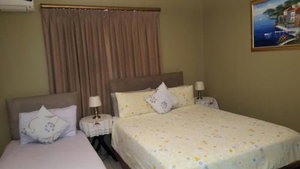 Room In Lodge - Savoy Lodge - Nice Budget Triple Room 2