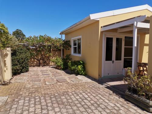 Rose's Cottage - thumb 1