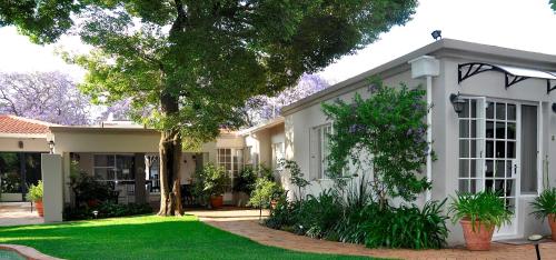 Rosebank Lodge Guesthouse By Claires - thumb 0