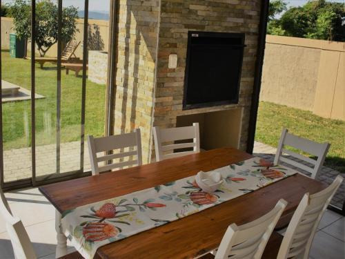 Rovy Villas Luxurious Chalet - thumb 1