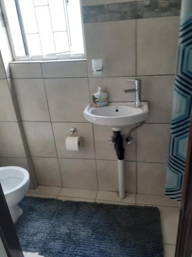 Ruros Guest House - thumb 1