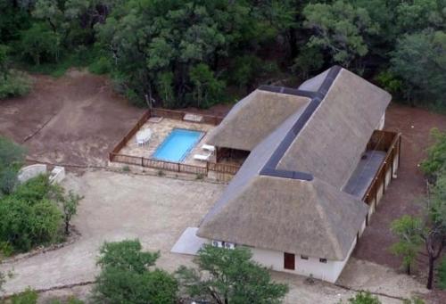 Rustic 2-Bedroom African Home - thumb 0