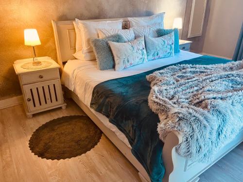Selah Guest Cottages - thumb 1