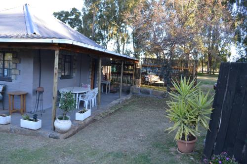 Shumba Valley Guest Farm - thumb 1