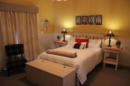 Smuts Ave. Guest Rooms - thumb 1