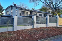 Spacious 5 bedroom family house with pool and view Tourism Africa