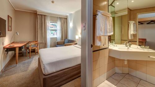 StayEasy Pretoria - thumb 2