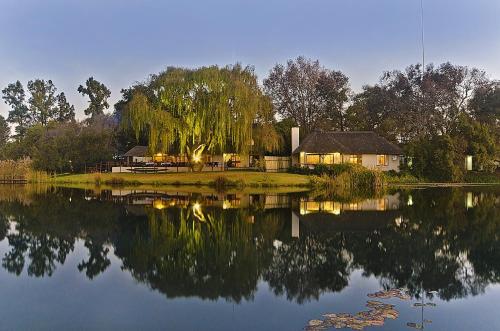 Stornoway Lodge - thumb 0