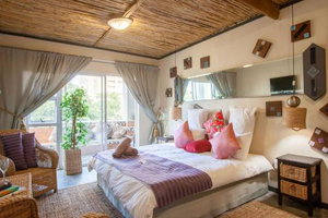 Strand Beach - 10 Sleeper Helderberg