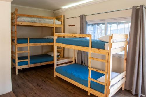 Strand Group Accommodation - 22 Sleeper Helderberg - thumb 5