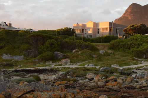 Strandloper Apartments - thumb 5