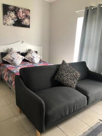 Stunning 2 bedroom unit close to Harbour Tourism Africa