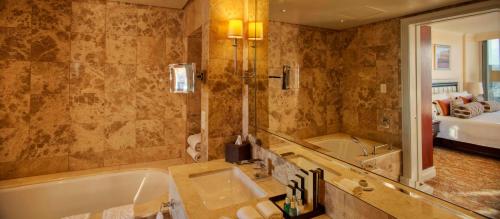 Taj Cape Town - thumb 2