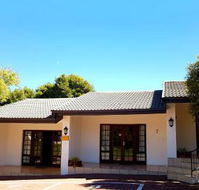 The Hut - Accommodation Africa