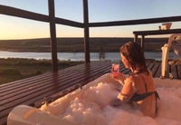 The love bubble Tourism Africa