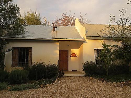 The Olive Thrush Cottage - thumb 1