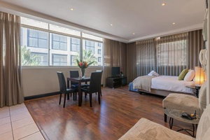 The Square 332 By CTHA