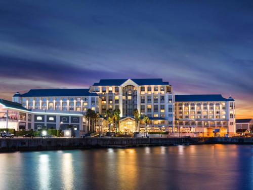 The Table Bay Hotel - thumb 0