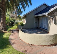 The Valley, tranquil 3 bedroom home with pool - Tourism Africa