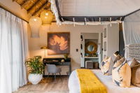 Thornybush Simbambili Lodge Tourism Africa