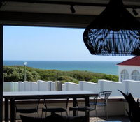 Troon Beach Cottage Hermanus Tourism Africa