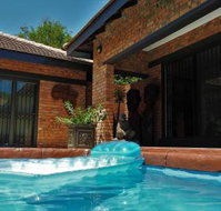 Ubuntu Bed and Breakfast - Tourism Africa