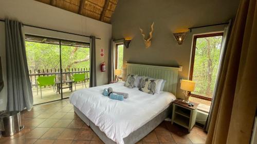 Ujabule Lodge - thumb 0