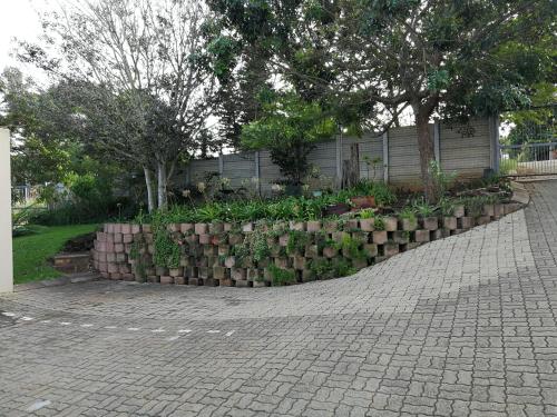 Umsinsi Cottage - thumb 1