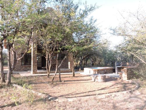 Umvangazi Rest - thumb 1