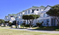 Upmarket 2 Bedroom Apartment in Hermanus Tourism Africa