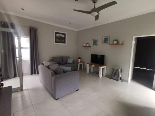 Utopia Guest House - thumb 0