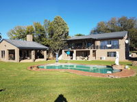 VAALDAM EXECUTIVE RETREAT Tourism Africa