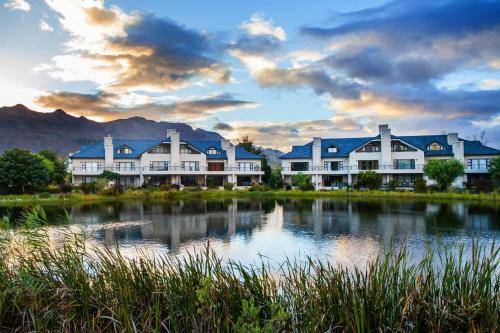 Valley Golf Lodges On Pearl Valley Golf Estate - thumb 0