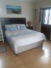 Vincentia Odd Cottage  self catering Tourism Africa