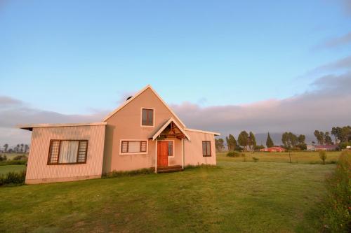 WAKKERSTROOM COTTAGES - CROWN CRANE VIEW - thumb 1