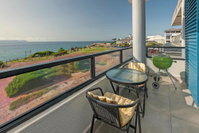 Walker Bay Luxury Seafront Apartment Tourism Africa