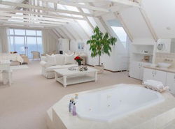 Whales Way Ocean Retreat