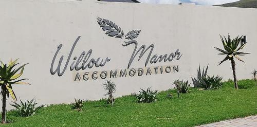 WILLOW MANOR - thumb 1