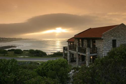 Agulhas Country Lodge - thumb 0