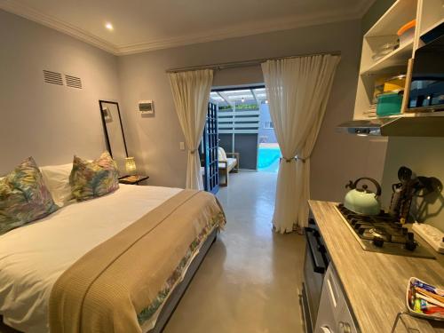 African Lily - thumb 2