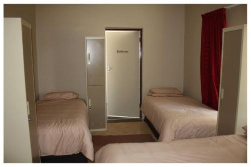 Abuelita Guesthouse - Room 2 - thumb 2