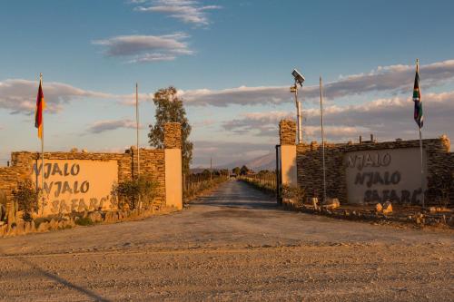 A-1 Njalo-NjaloSafariÂ´s - thumb 1