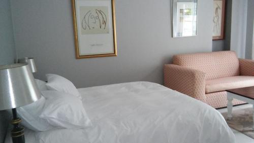 @Home Cottage - thumb 2