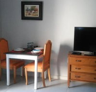 @Home Cottage - Tourism Africa